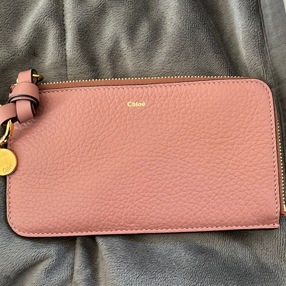 Chloe new